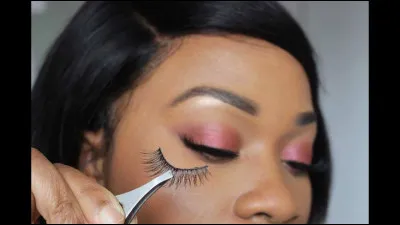 Aimes-tu les long cils/ faux