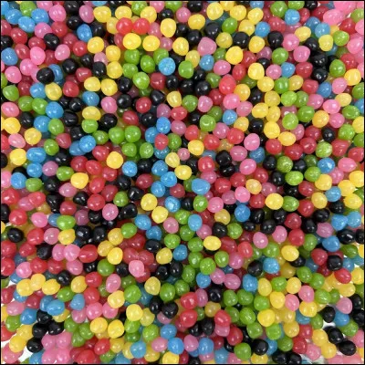 Quelle couleur de Dragibus est traditionnellement associée à la cerise ?