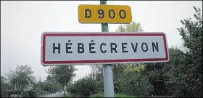 Dans quel département peut-on visiter ce village ?