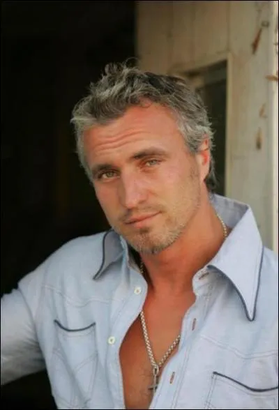 El Magnifico  qui on a reproch la non qualification de la France au Mondial amricain, c'est David ... .