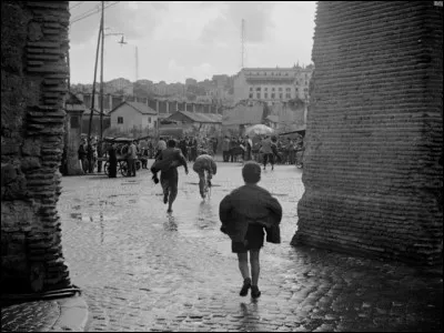 Quel est ce film, réalisé par de Sica, qui retrace l'histoire d'un père de famille pauvre de l'immédiat après-guerre ?