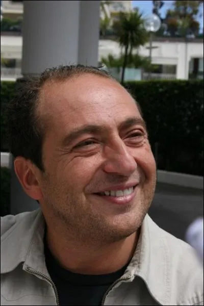 Cet acteur a t 'Le cousin' , c'est Patrick ... .