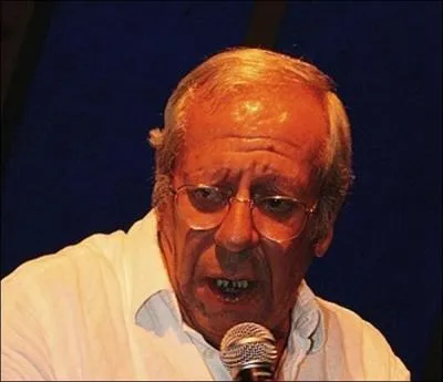 Avec Sim, il revisit la chanson 'Grease' qui est devenue' O est ma chemise grise ? ', c'est Patrick ... .