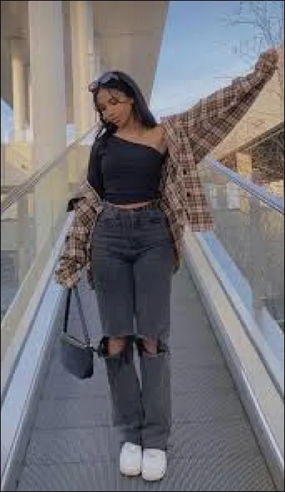 Quelle couleur devrait être la base de ta tenue ?