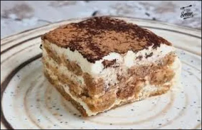 Quel dessert italien est très célèbre ?