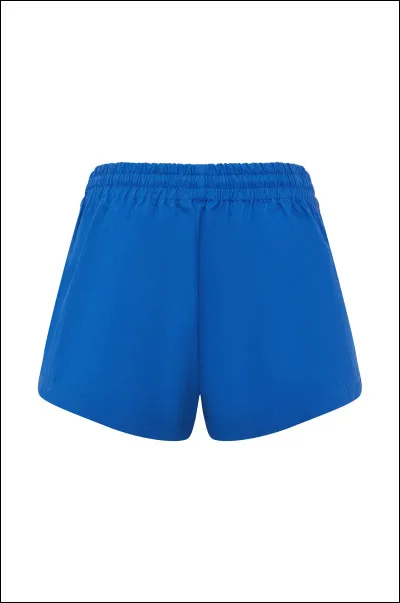 Quel est le pays d'origine du short ?