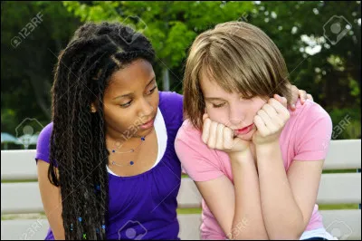 Quand ton amie pleure, tu...