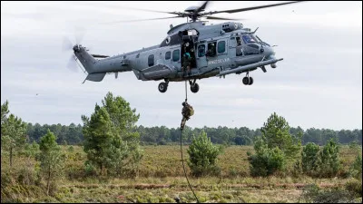 Quel est le modèle de cet hélicoptère ?