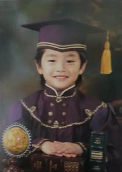 Et lui alors, qui est-ce ?