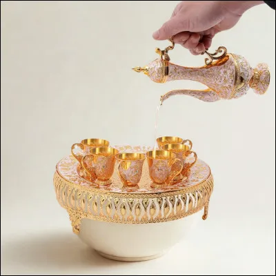 Quel ingrédient est essentiel dans le thé marocain ?