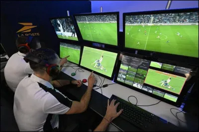 Ne ratez pas la lucarne !