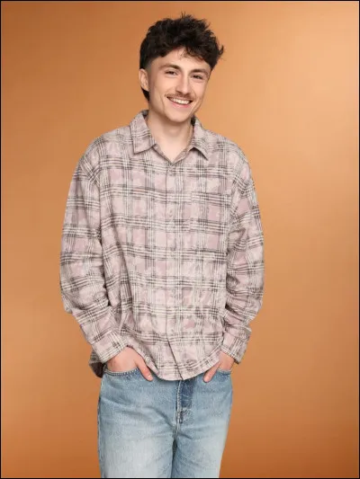 Pendant la quotidienne du 19 novembre, en quoi Léo s'est-il déguisé ?