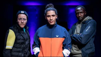 Avant tout cela, Hatik a été acteur et a joué dans l'excellente série "Validé", prenante et incroyable. Quel rôle a-t-il joué ?