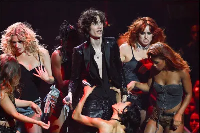 Ses chansons sont plutôt :