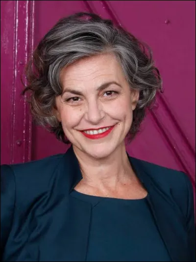 Dans quelle chanson peut-on entendre ces paroles : " Tu regrettes tes écarts, mais maintenant c'est trop tard, mon vieux t'es un connard, avec un grand C..." ?