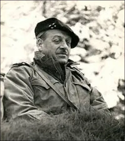 Il combat à Narvik en 1940, puis reste dans l'armée de Vichy, soutient Giraud ; en 1944, il participe au débarquement de Provence à la tête du 1er corps d'armée et remonte la vallée du Rhône, il s'illustre dans la bataille des Vosges, atteint le Rhin et libère Mulhouse en novembre 1944 : c'est ...
