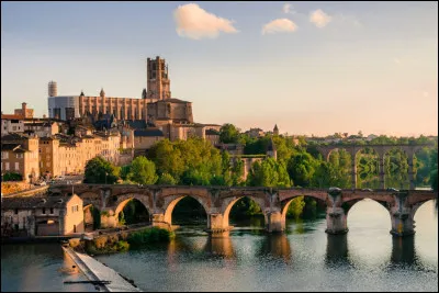 Albi : dans quel d&eacute;partement se trouve cette ville ?