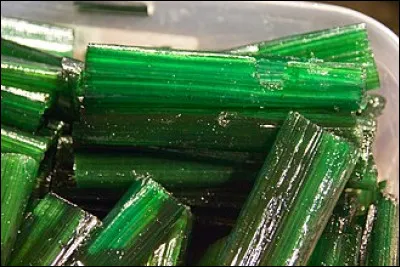 Quel est le nom de cette confiserie, une spécialité de la ville de Niort ?