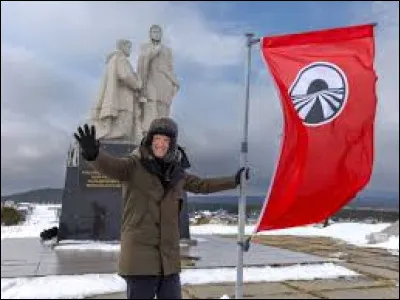 Dans "Pékin Express : la route des glaces" diffusée en 2025, quel pays traversent les candidats durant toute l'aventure ?