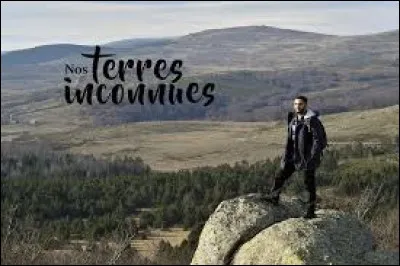 Où se déroule chaque émission "Nos terres inconnues" ?
