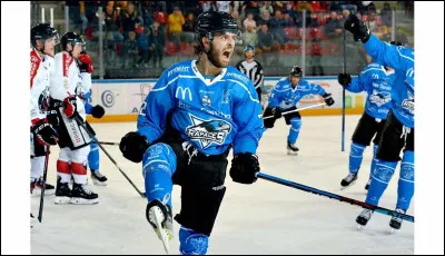 Combien la ligue Magnus compte-t-elle de clubs des Alpes aujourd'hui (saison 2025-2026) ?