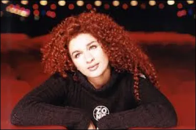 &Agrave; quelle chanteuse doit-on le tube "Tu m'oublieras" en 1998 ?