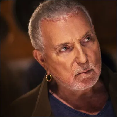 Quel est le titre de la chanson de Bernard Lavilliers faisant référence à Nelson Mandela ?