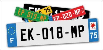 En France, quelle est la couleur de la plaque d'immatriculation d'un véhicule diplomatique ?