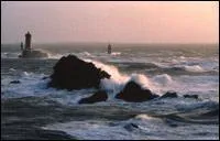 En 2007, combien d'habitants comptait le Finistre ?