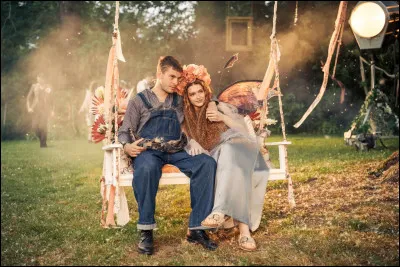 Voici Lydia Beaufort et Cyril. Dans quelle série Prime Video se déroule cette scène ?