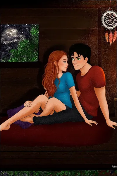 Avec qui est-elle en couple en cachette ?