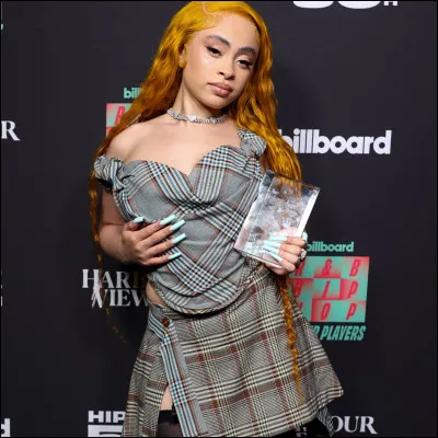 Qui est cette rappeuse ?