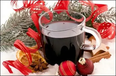 Quelle boisson chaude est populaire sur les marchés de Noël ?