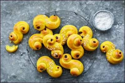 Quel dessert consomme-t-on lors de la Sainte-Lucie ?