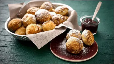 Quel dessert danois est souvent servi en plus du risalamande