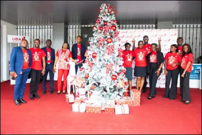 Quelle boisson est populaire pendant les f&ecirc;tes de No&euml;l ?