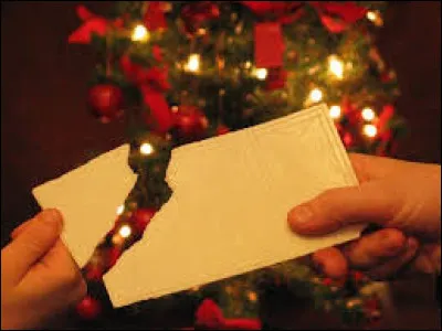 Quel est le nom de l'objet qui est partag&eacute; au d&eacute;but du repas en signe de paix ?