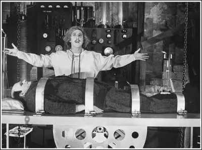 Qui est le réalisateur en 1974 du film "Frankenstein Junior" pastiche du fameux monstre ?