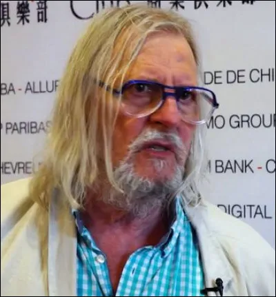 À propos de savant à Marseille, qui est ce microbiologiste controversé lors de la pandémie Covid19 ?