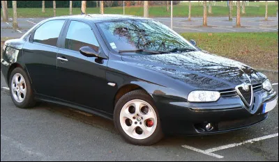 En 2 025, combien la France a-t-elle d'ambassades, dans le monde ?