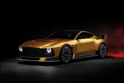 Imagin&eacute;e pour &ecirc;tre l'interpr&eacute;tation du plaisir de conduite &agrave; la britannique, le pilote de Formule 1, Fernando Alonso a fait une commande sp&eacute;ciale pour un mod&egrave;le de la marque qui a abouti &agrave; une s&eacute;rie limit&eacute;e &agrave; 38 exemplaires. Comment s'appelle cette s&eacute;rie limit&eacute;e ?