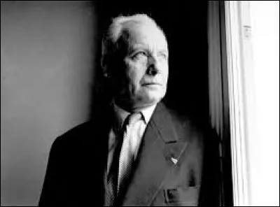 Selon un vers du po&egrave;te Louis Aragon, qui est l'avenir de l'homme ?