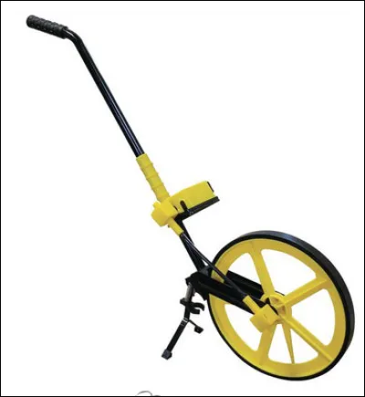 Quel est le nom de cet appareil de mesure, une roue qui permet de connaître une distance parcourue ?