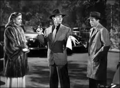 Qui sont les deux acteurs principaux du film "Le Grand Sommeil" de Howard Hawks sorti en 1946 ?