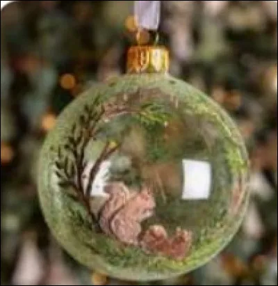 Nous sommes le premier décembre, il est l'heure de décorer la maison. Que fais-tu d'abord ?