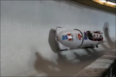 Envie de se tenter au bobsleigh , il faut aller  :