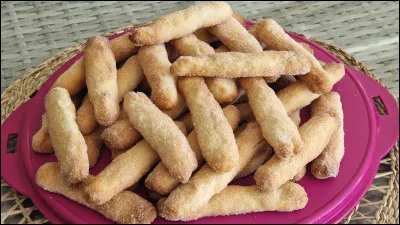 De quelle ville du Sud de la France les zézettes sont-elles une spécialité ?