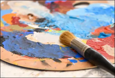 Quel peintre baroque est célèbre pour son clair-obscur et lusage dramatique de la lumière ?