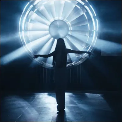 Qui est considérée comme la leadeuse du groupe ?