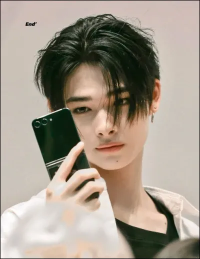 Comment s'appelle le chien de Ni-ki ?